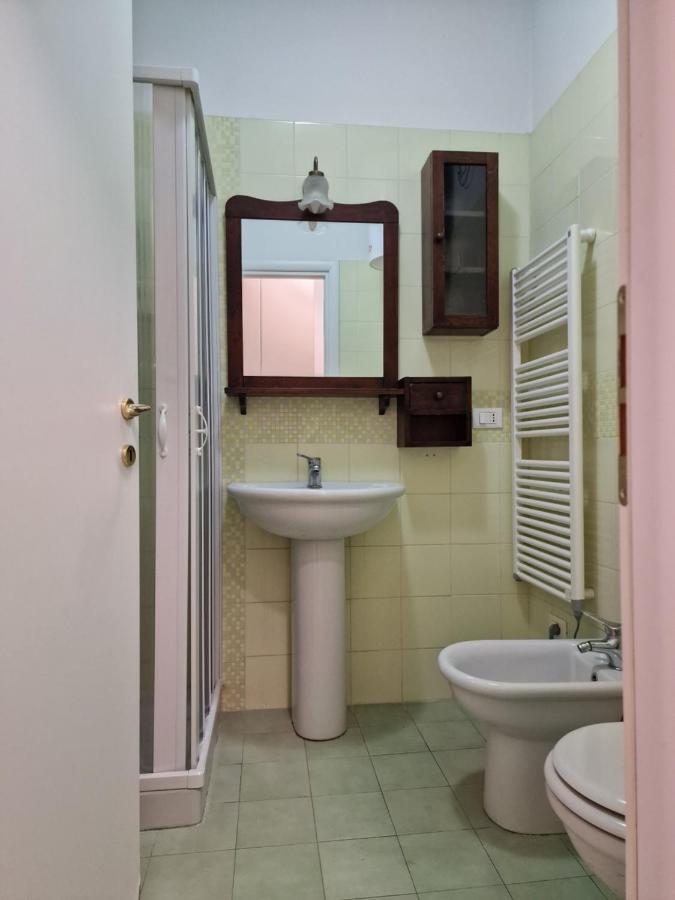 Casa Mon Amour Livorno Exteriör bild